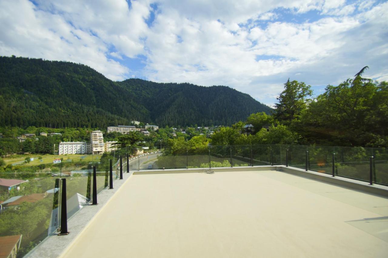 Borjomi Bridge Hotel Екстериор снимка